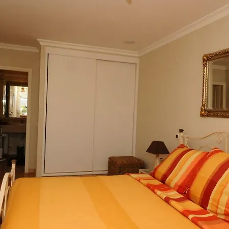 아파트 Panoramic, Striking Seaviews, 2 Bedroom,2 Bathroom, Pool, Seafront Apartment.