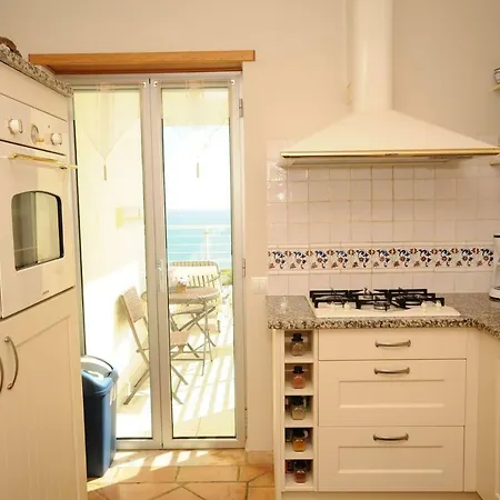 Panoramic, Striking Seaviews, 2 Bedroom,2 Bathroom, Pool, Seafront Apartment. * 阿尔布费拉