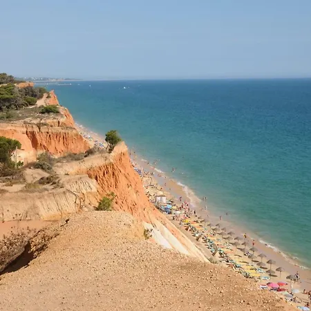 Panoramic, Striking Seaviews, 2 Bedroom,2 Bathroom, Pool, Seafront Apartment. 公寓 *